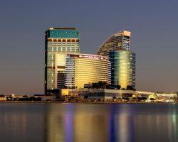 crowne-plaza-dubai